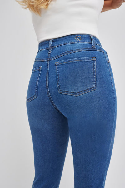 Wat is de perfecte blauwe broek?